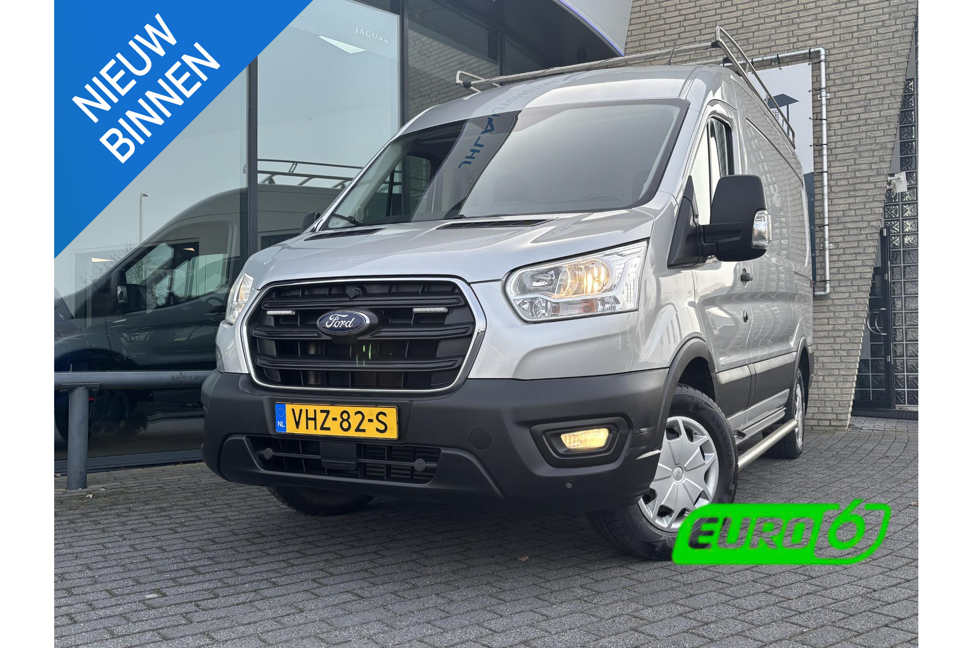 Ford Transit 2.0 L2H2 RWD*A/C*CRUISE*HAAK*CAM*WERKPLAATS*OMVORM